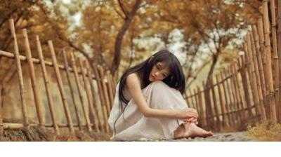 心痛哭了伤感说说